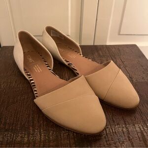 Tom’s Leather Flats